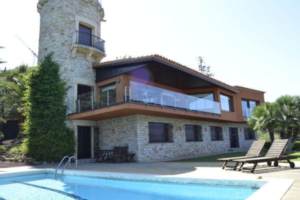 420529-m